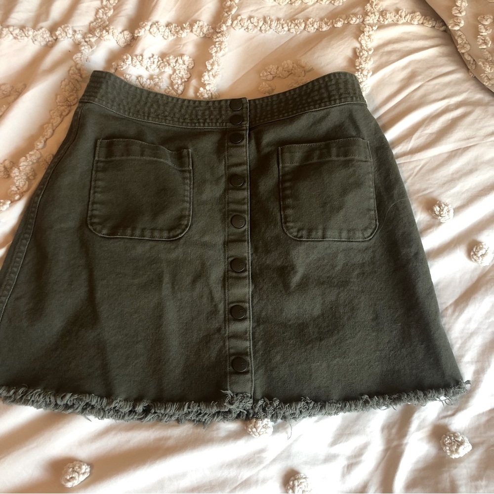 Madewell snap button raw hem mini skirt